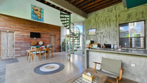 LJ Villa